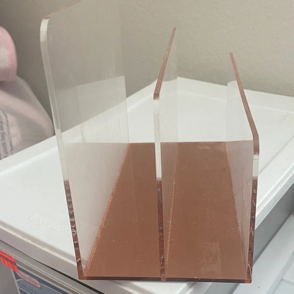 Oxo rose gold pink acrylic eyeshadow palette/office file holder💕💐